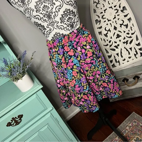SHEIN Curve Boho Floral Mini Skirt Size 1X NWOT Bohemian Cottage Core - Picture 10 of 10